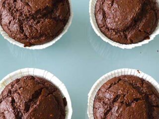 Easy Chocolate Cupcakes - Featured Image